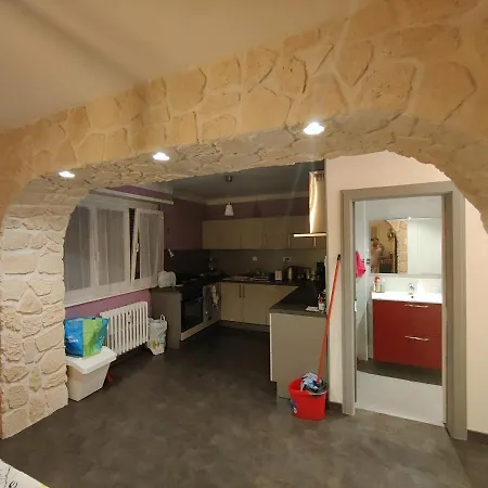 Tres Grand De 76m2 A Strasbourg