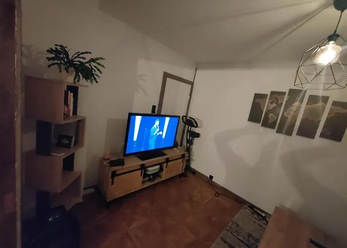 Tres Grand De 76m2 A Strasbourg