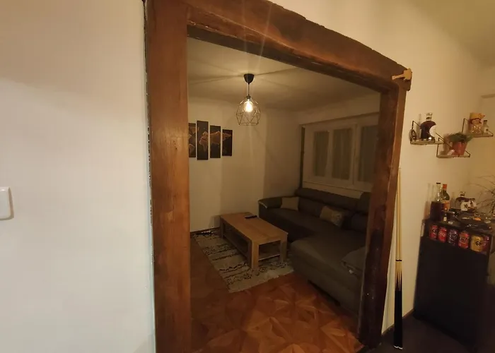 Appartement Tres Grand De 76m2 A *